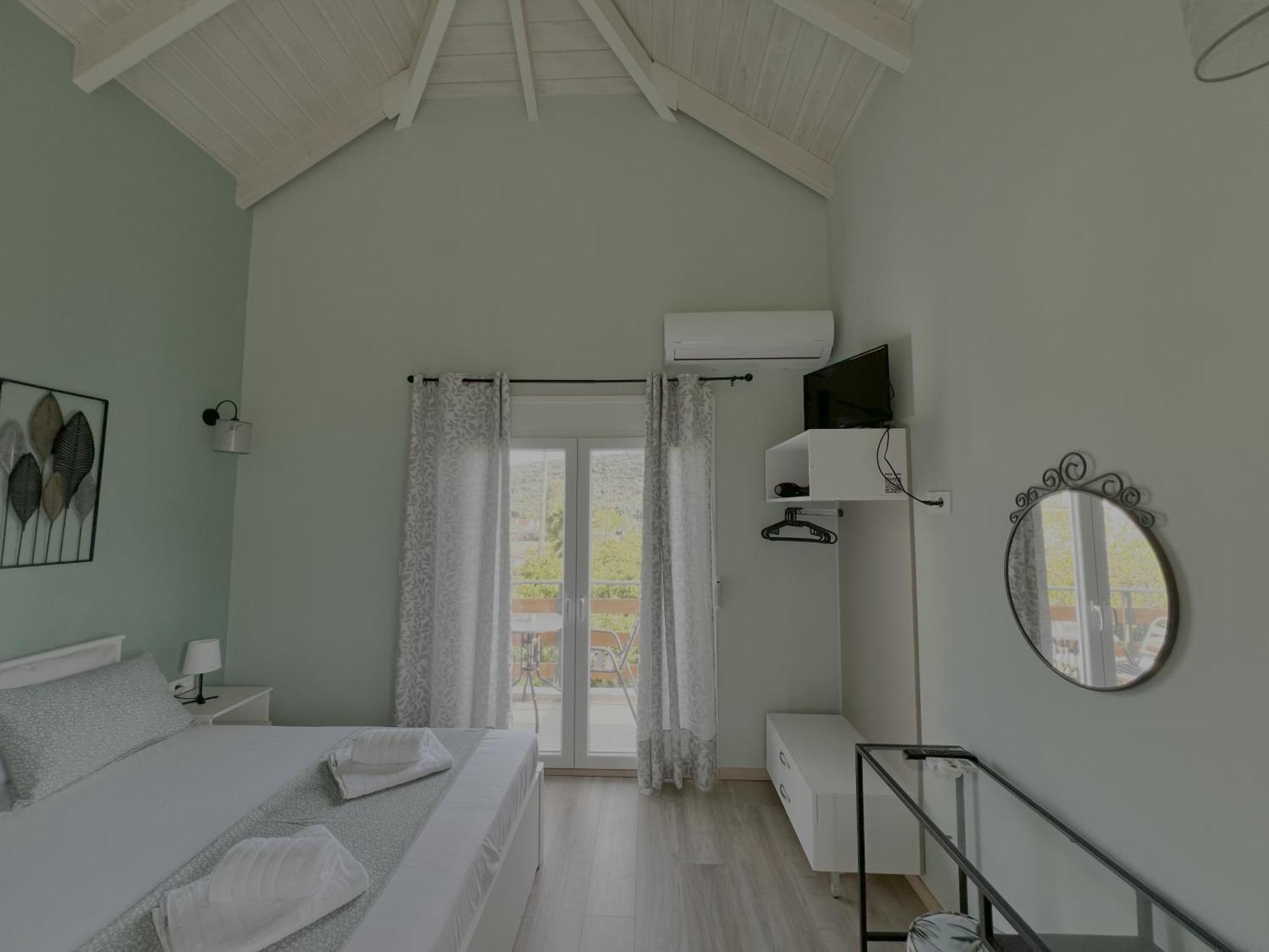 Ferienwohnung Ktima Klimentini Vivári Exterior foto