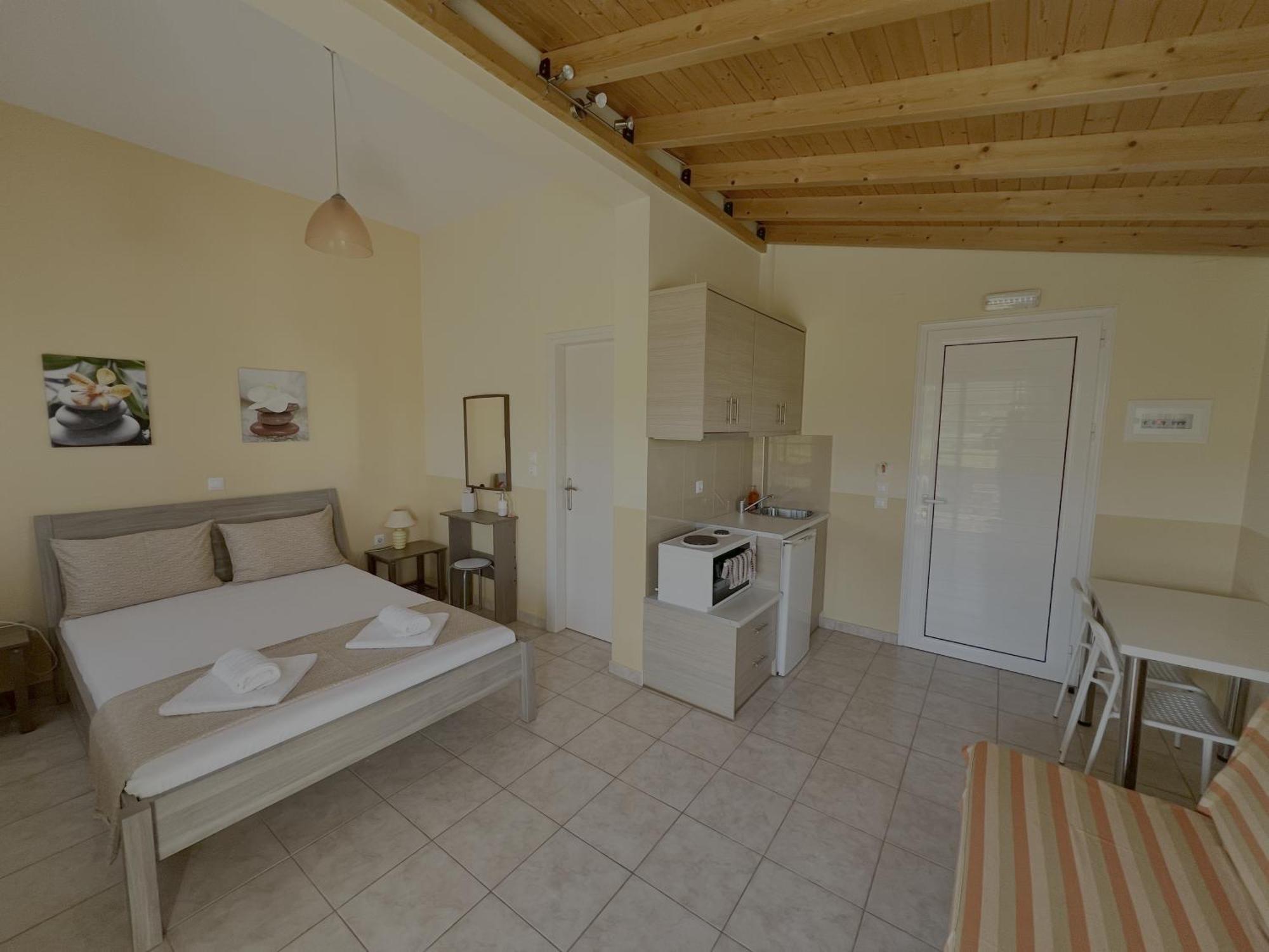 Ferienwohnung Ktima Klimentini Vivári Exterior foto