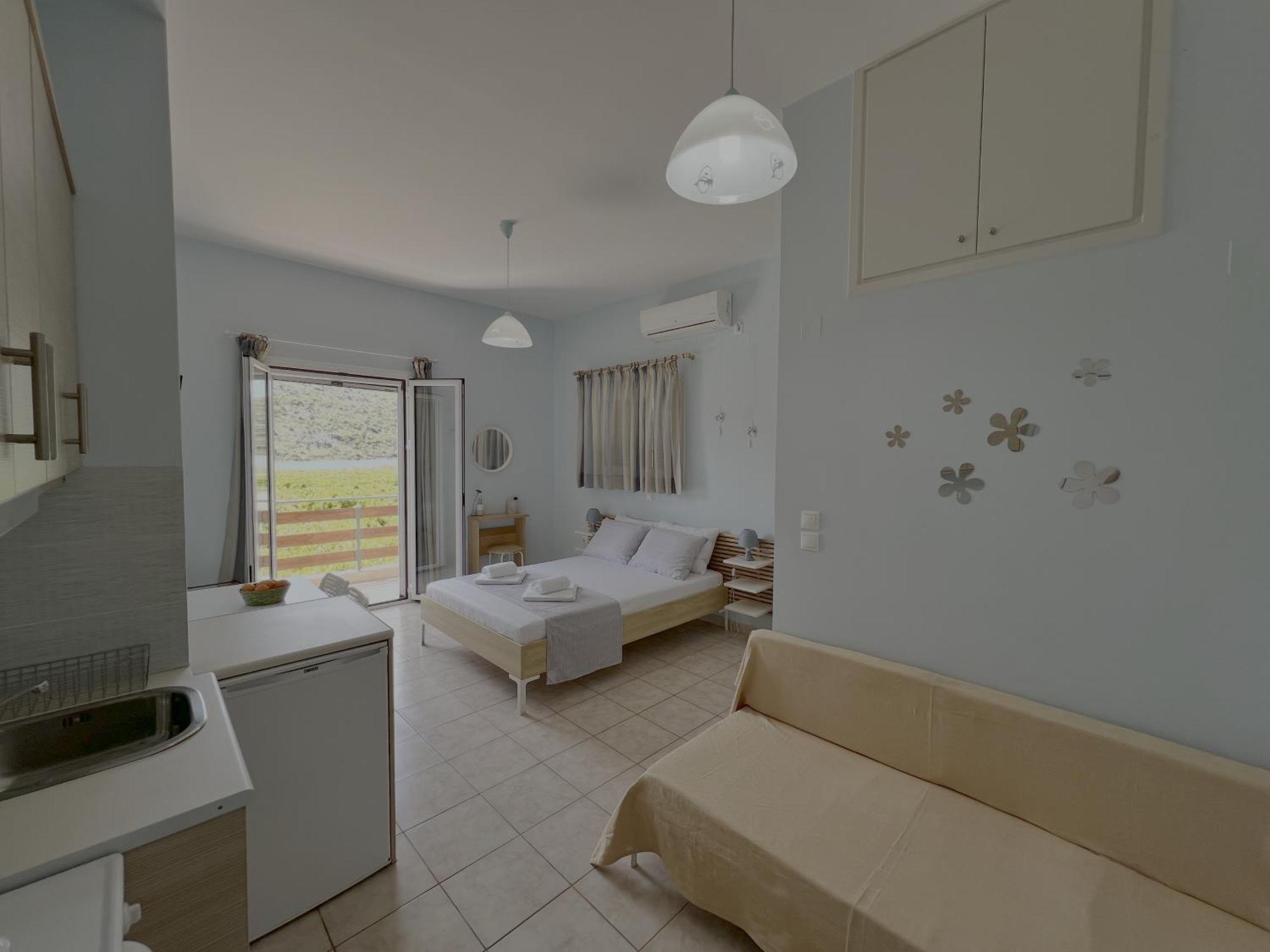 Ferienwohnung Ktima Klimentini Vivári Exterior foto